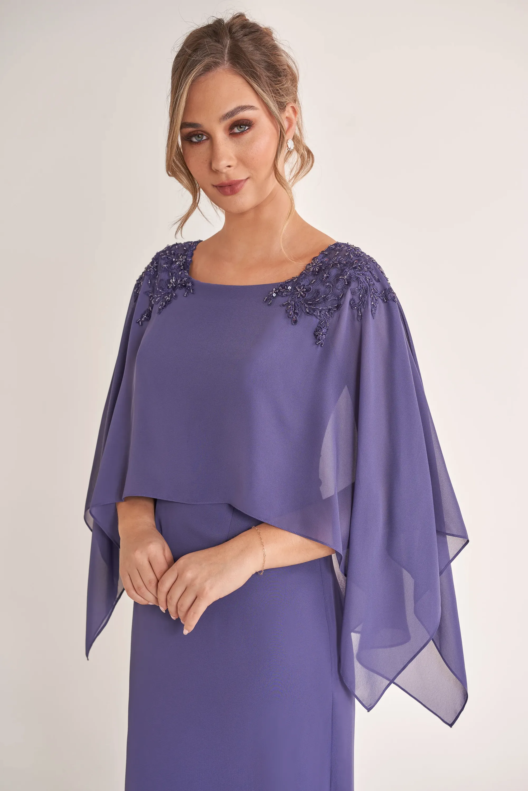Elegant Column Square Neck Capelet Sleeve Beaded Shoulder Side Slit Floor-Length Chiffon Mother of the Bride Dresses