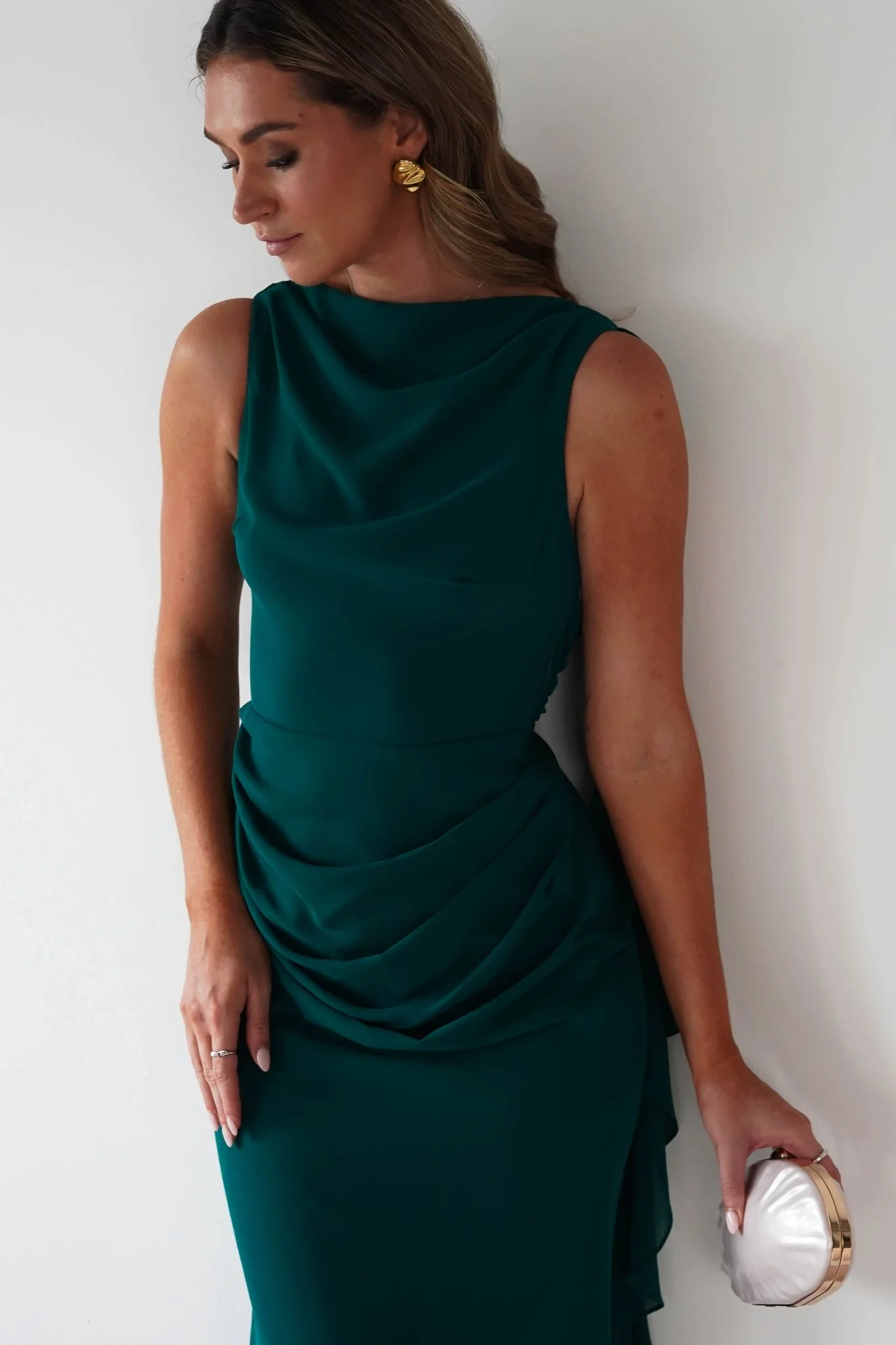 Elegant Emerald Chiffon Cowl Neck Ruched Ruffle Back Mermaid Evening Dresses
