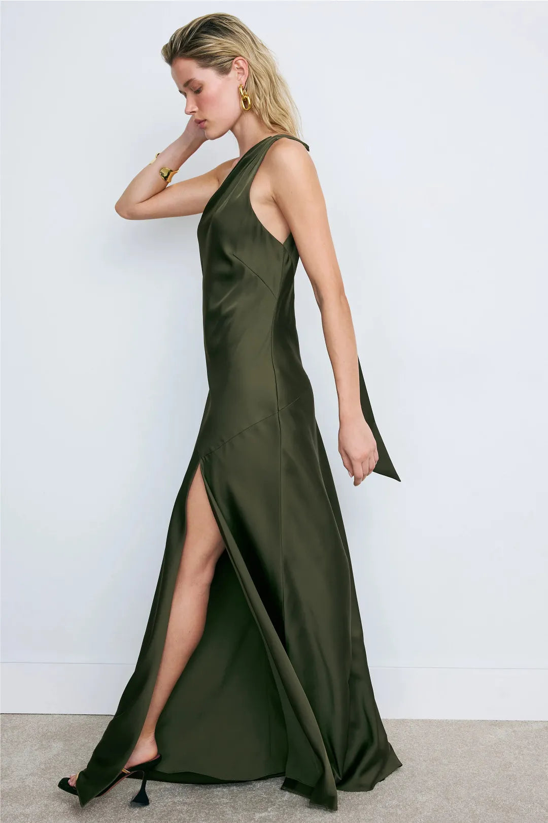 Elegant Figure-Flattering Solid Satin Flowy Maxi One-Shoulder Sleeveless Open Back with Adjustable Tie Detail Side Slit Floor-Length Formal Evening Dresses