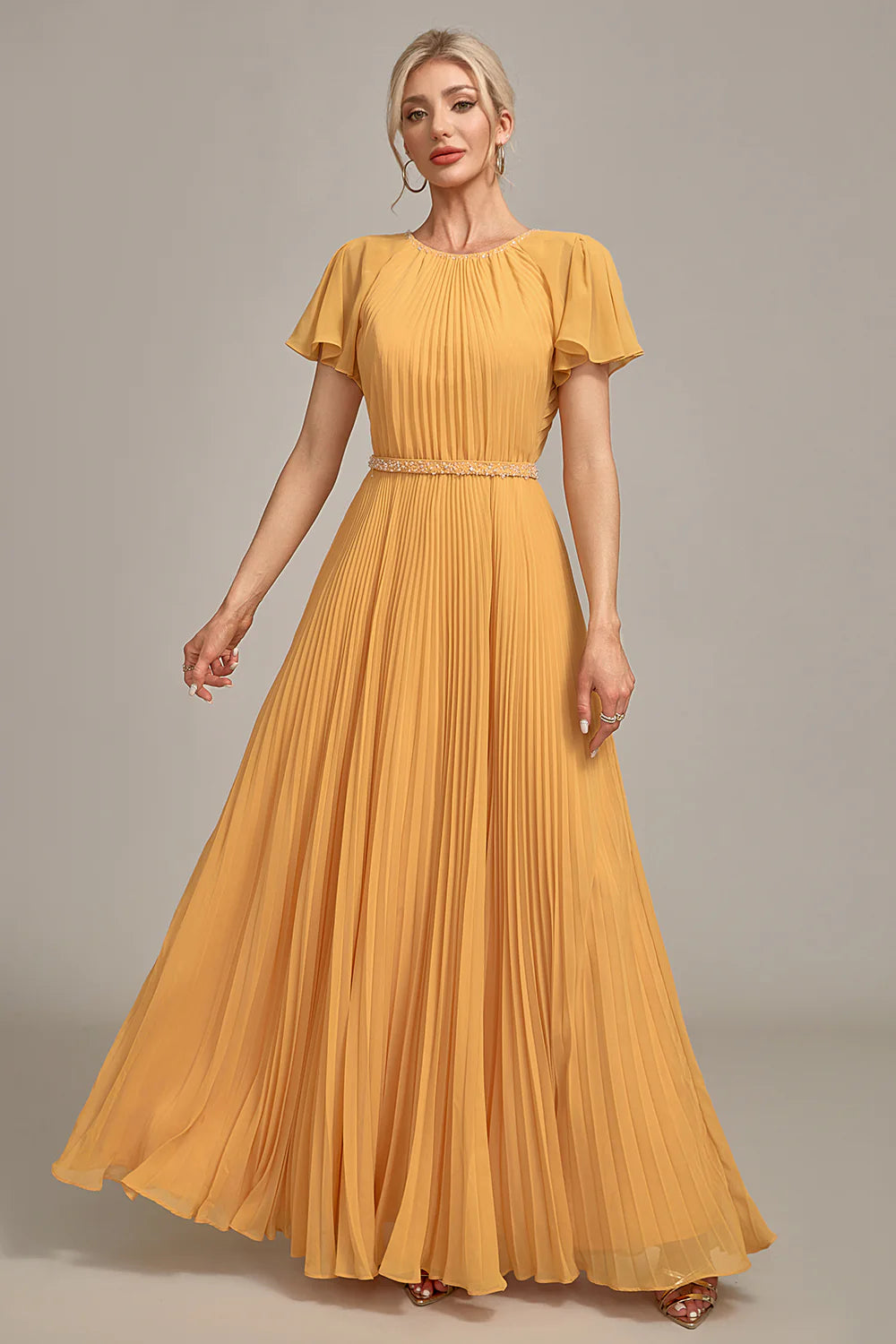 Elegant Fitted A-Line Round Neck Short Sleeve Back Zipper Floor-Length Mother of the Bride Dresses
