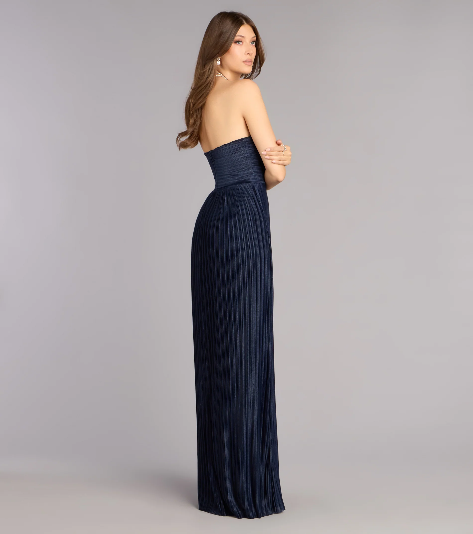 Elegant Fitted A-Line Sweetheart Neck Strapless Pleated Rhinestone Cutout Prom Dresses