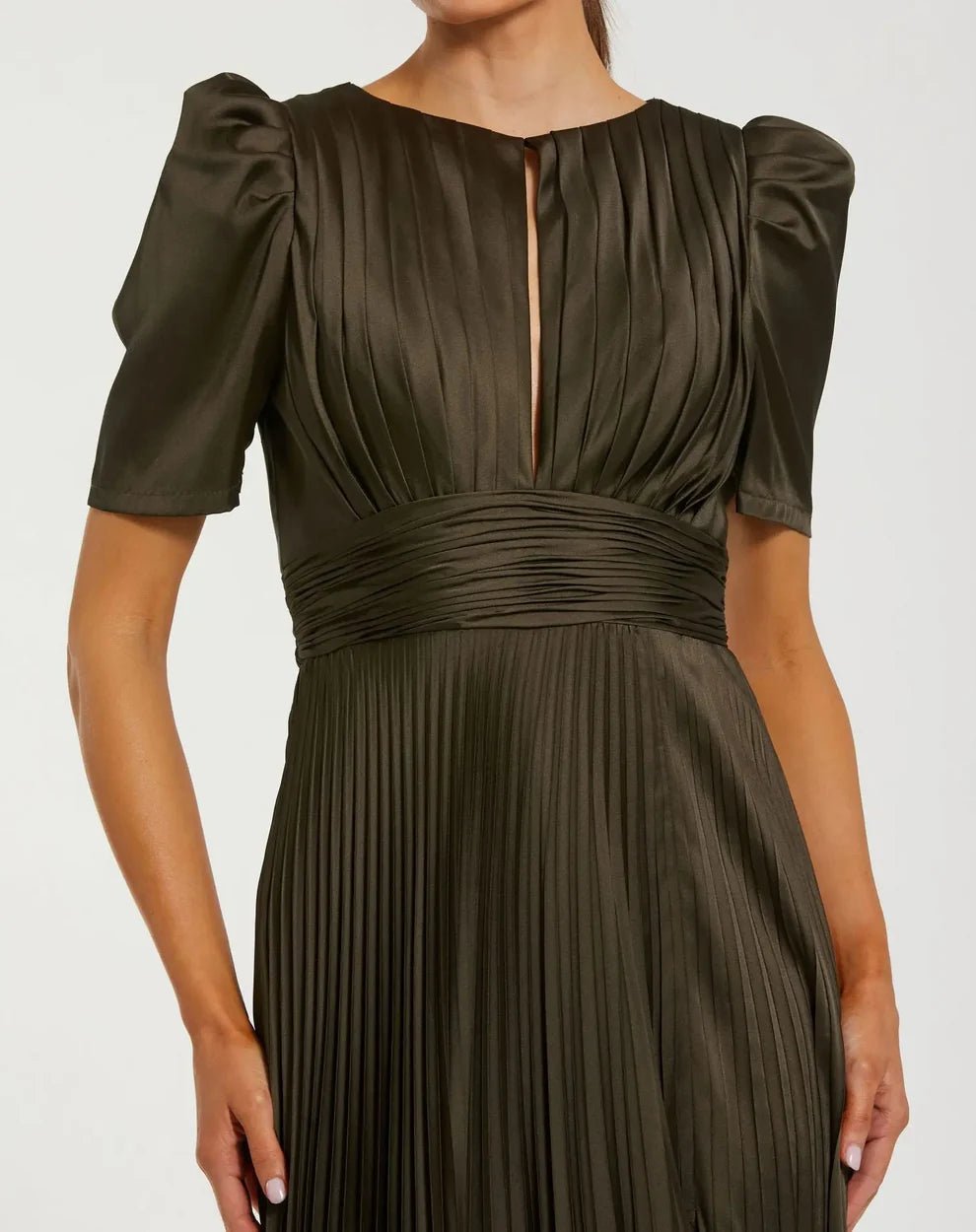 Elegant Flowy A-Line Round Neck Puff Short Sleeve Ruched Back Maxi Formal Evening Dress
