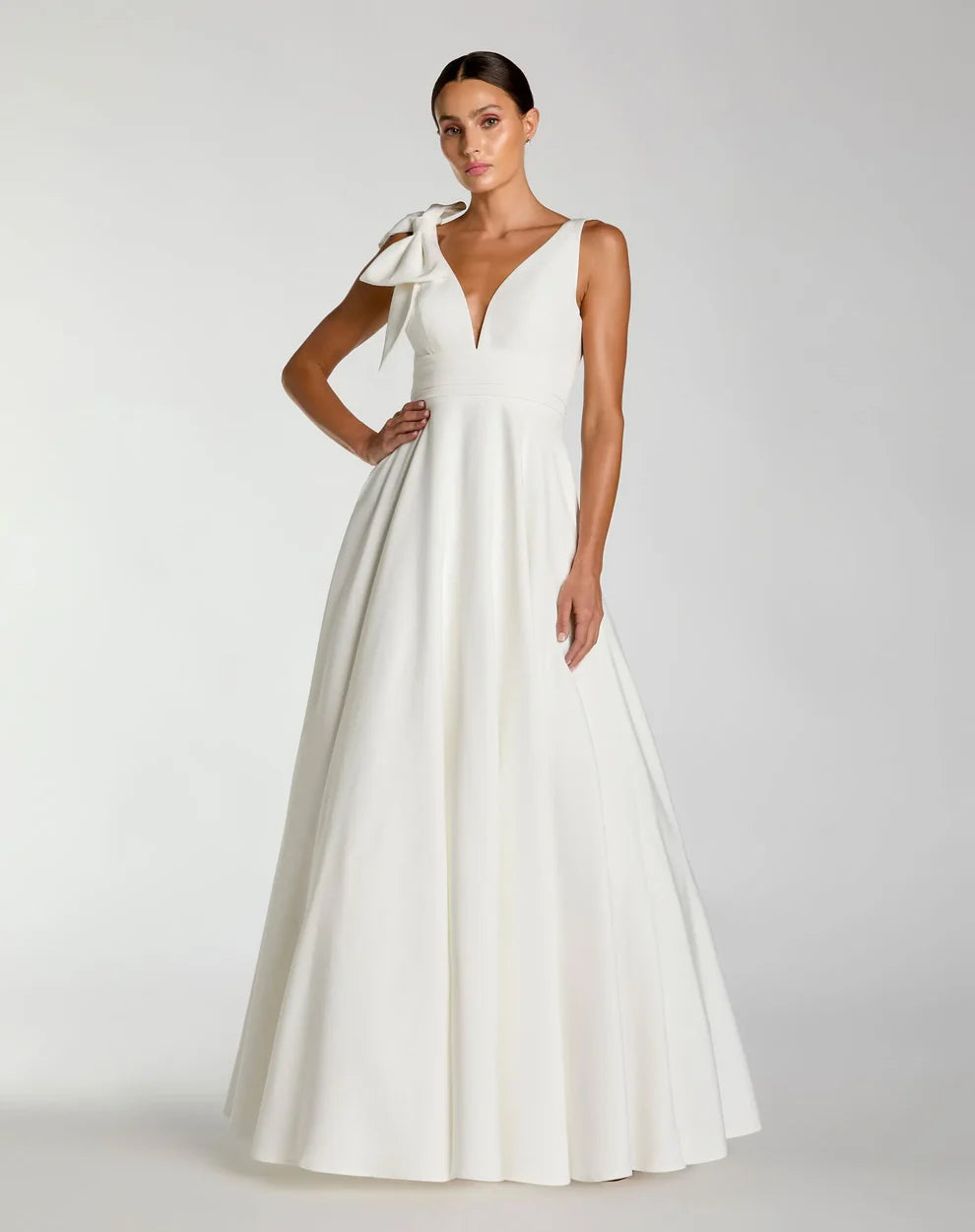 Elegant Voluminous V-Neck Bow Strap Open Back Pocketed Maxi Formal Evening Dress