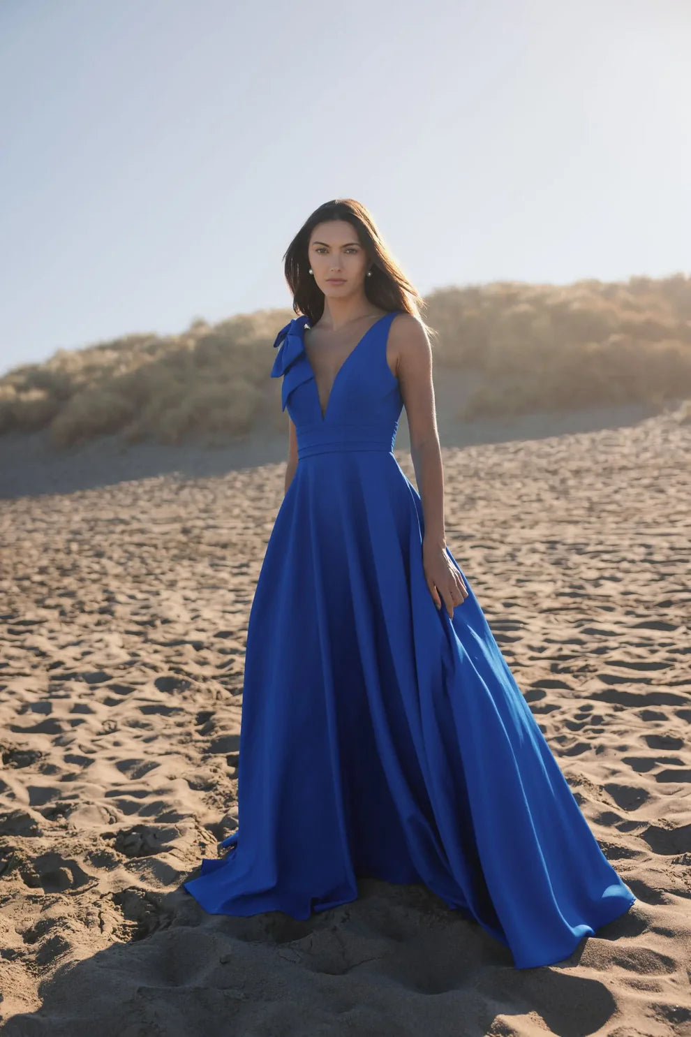 Elegant Voluminous V-Neck Bow Strap Open Back Pocketed Maxi Formal Evening Dress