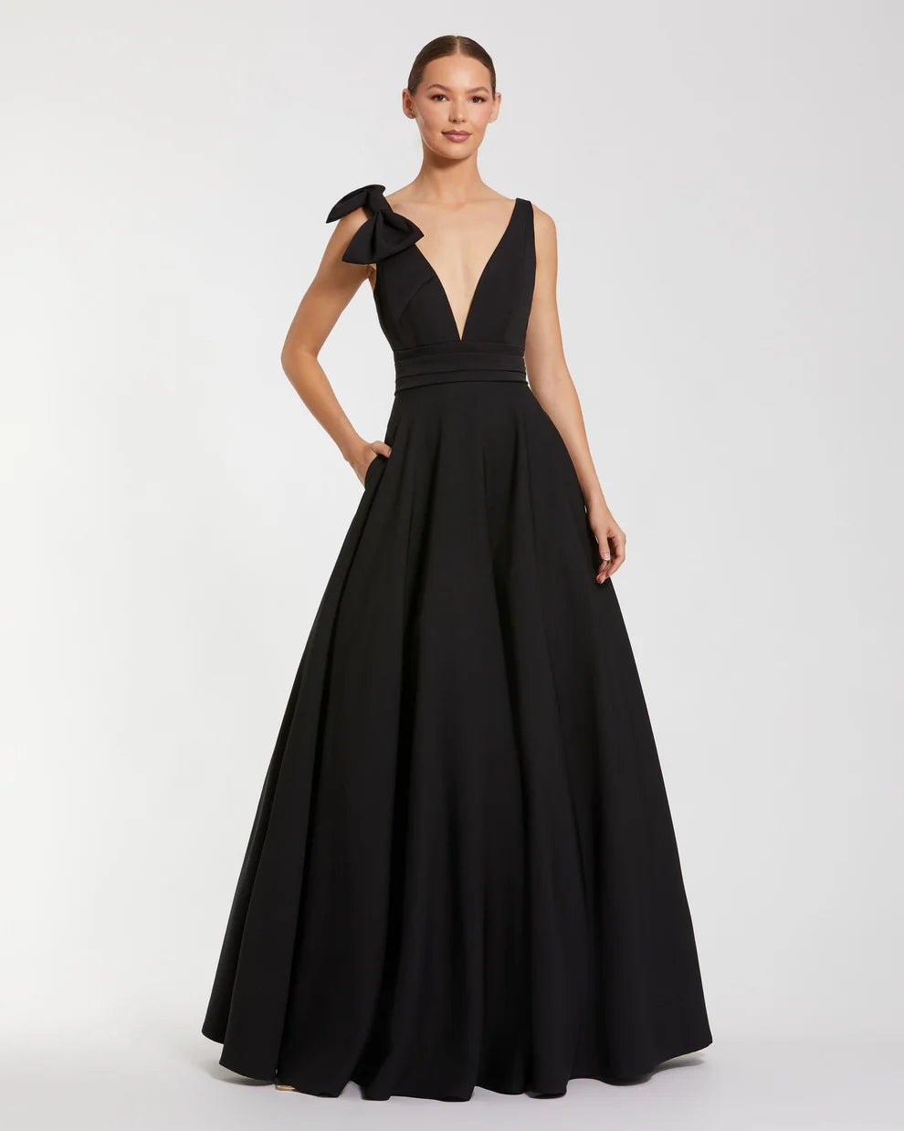 Elegant Voluminous V-Neck Bow Strap Open Back Pocketed Maxi Formal Evening Dress