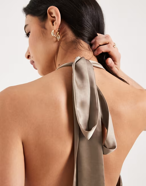 Elegant Halter-Neck Knotted-Bodice Floor-Length Satin Bridesmaid Dress