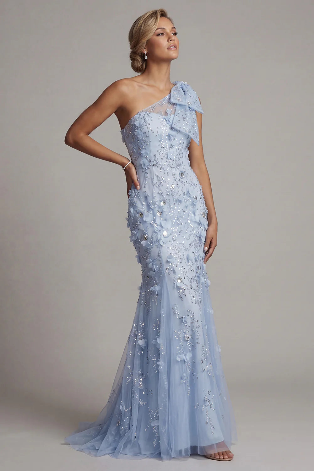 Elegant Light Blue Tulle Mermaid One-Shoulder Sleeveless Bow Back Zip Maxi Mother of the Bride Dresses