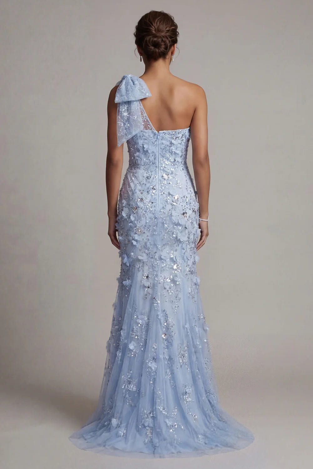 Elegant Light Blue Tulle Mermaid One-Shoulder Sleeveless Bow Back Zip Maxi Mother of the Bride Dresses