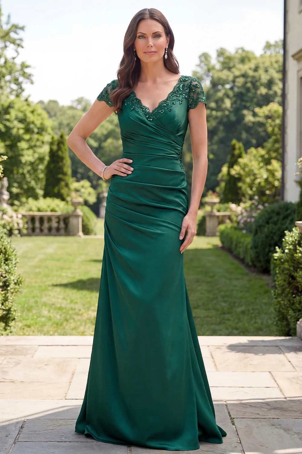 Elegant Mermaid Evening Dress V-Neckline Short Sleeves Low Back Floor Length Mother of the Bride Dress
