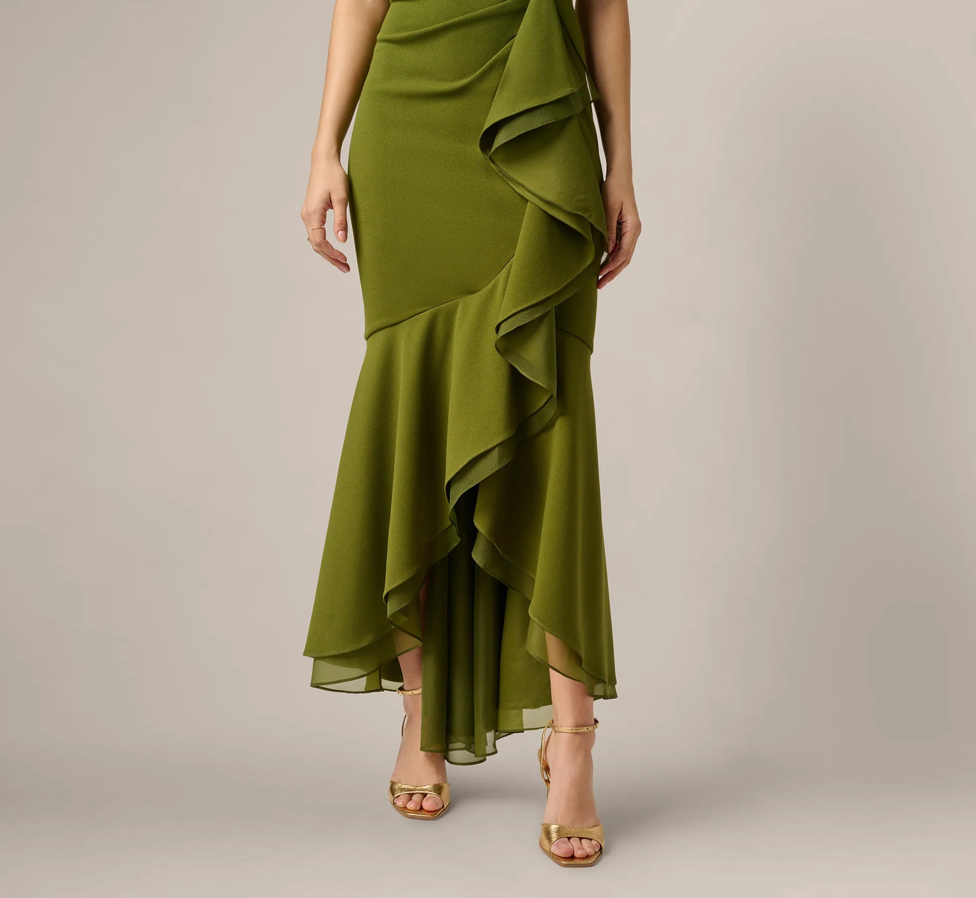 Elegant Mermaid Round-Neck Sleeveless Keyhole-Back High-Low Evening Dress