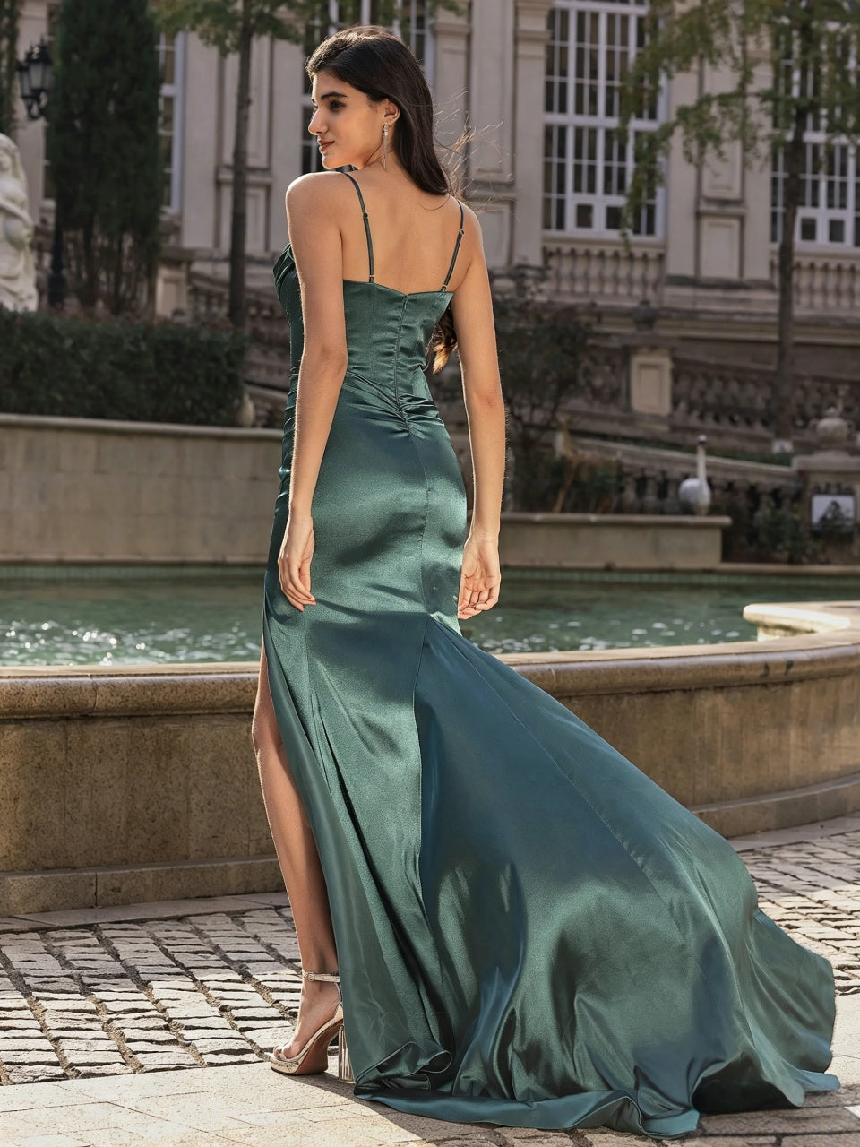 Elegant Mermaid V Neck Spaghetti Strap Low Back Floor Length Evening Dress