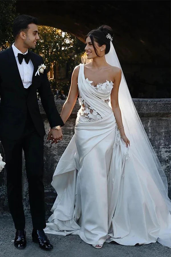 Elegant One Shoulder Applique Satin Ivory Wedding Dress