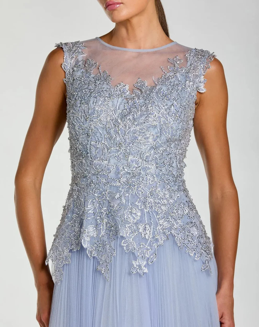 Elegant Romantic Round Neck Cap Sleeve Beaded Open Back Tulle Maxi Evening Dress