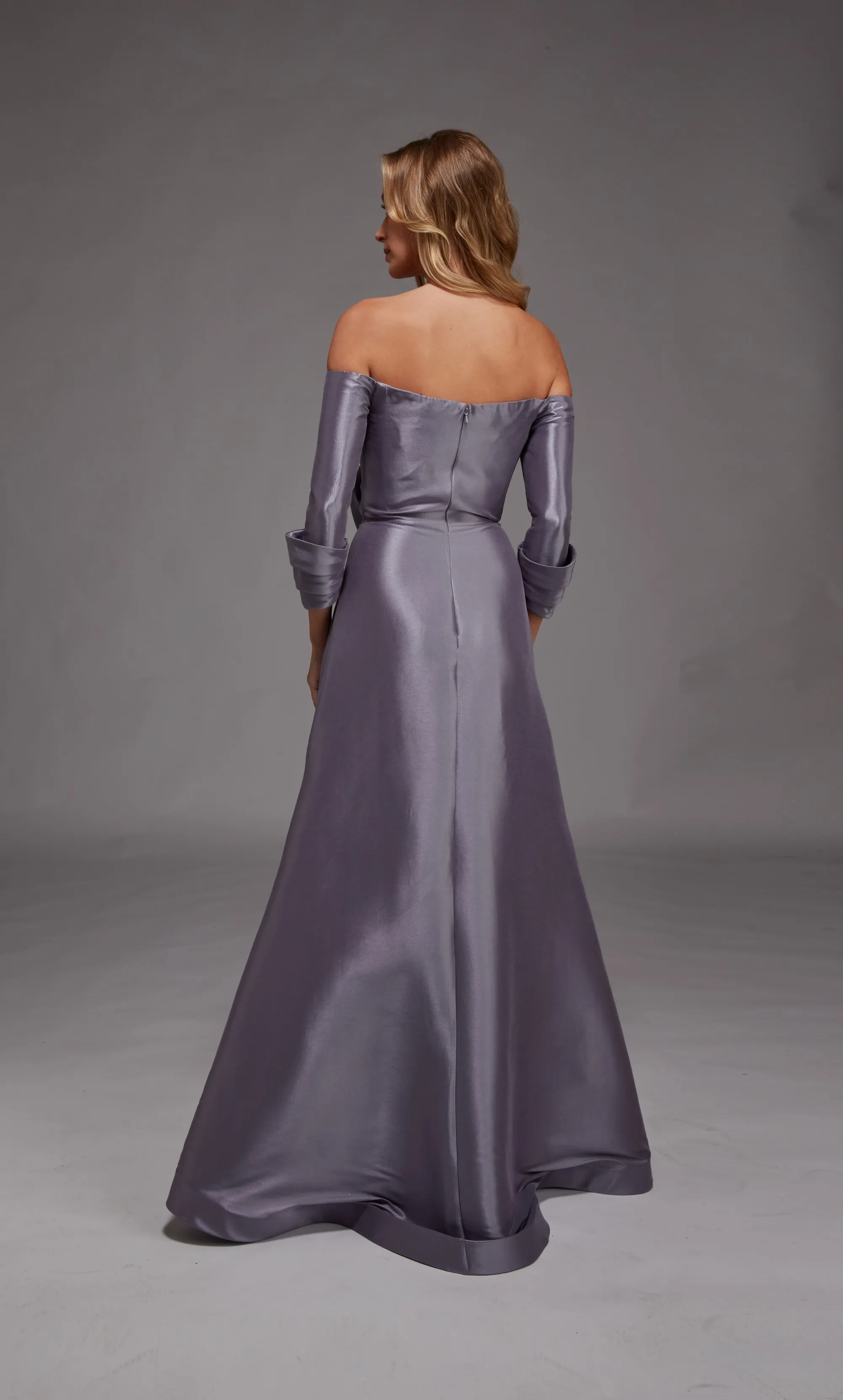 Elegant Satin A-Line Off-the-Shoulder 3/4 Sleeve Bow Detail Floor-Length Mother of the Bride Dresses