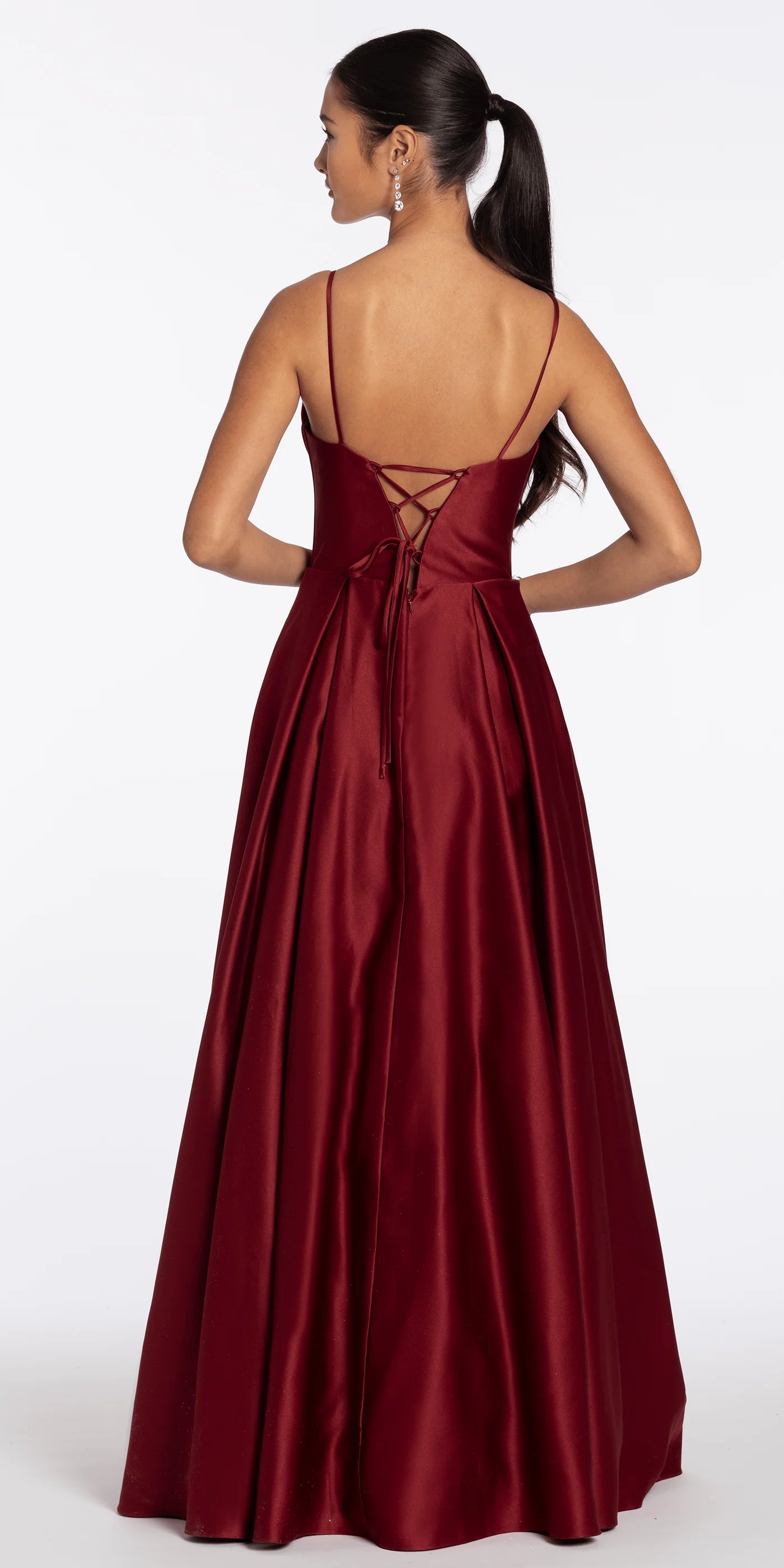 Elegant Satin Ball Gown Sweetheart Neck Spaghetti Strap Lace-Up Back Floor-Length Prom Dress with Lace Applique for Formal Events