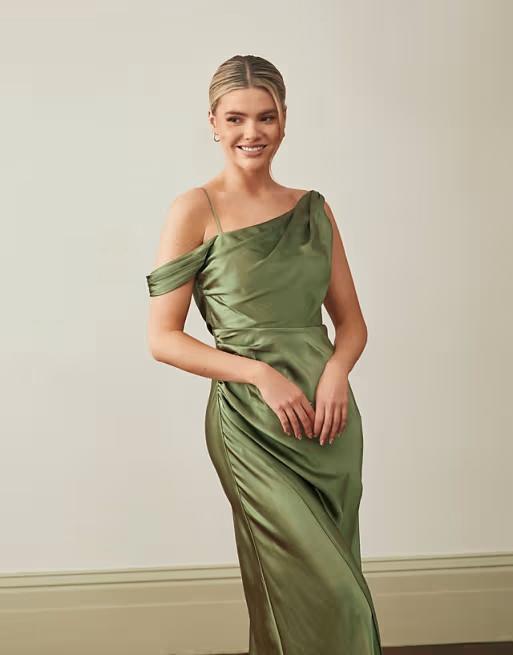 Elegant Satin Bridesmaid Dress Asymmetrical Neck Off-Shoulder Sleeveless Ruched Floor-Length