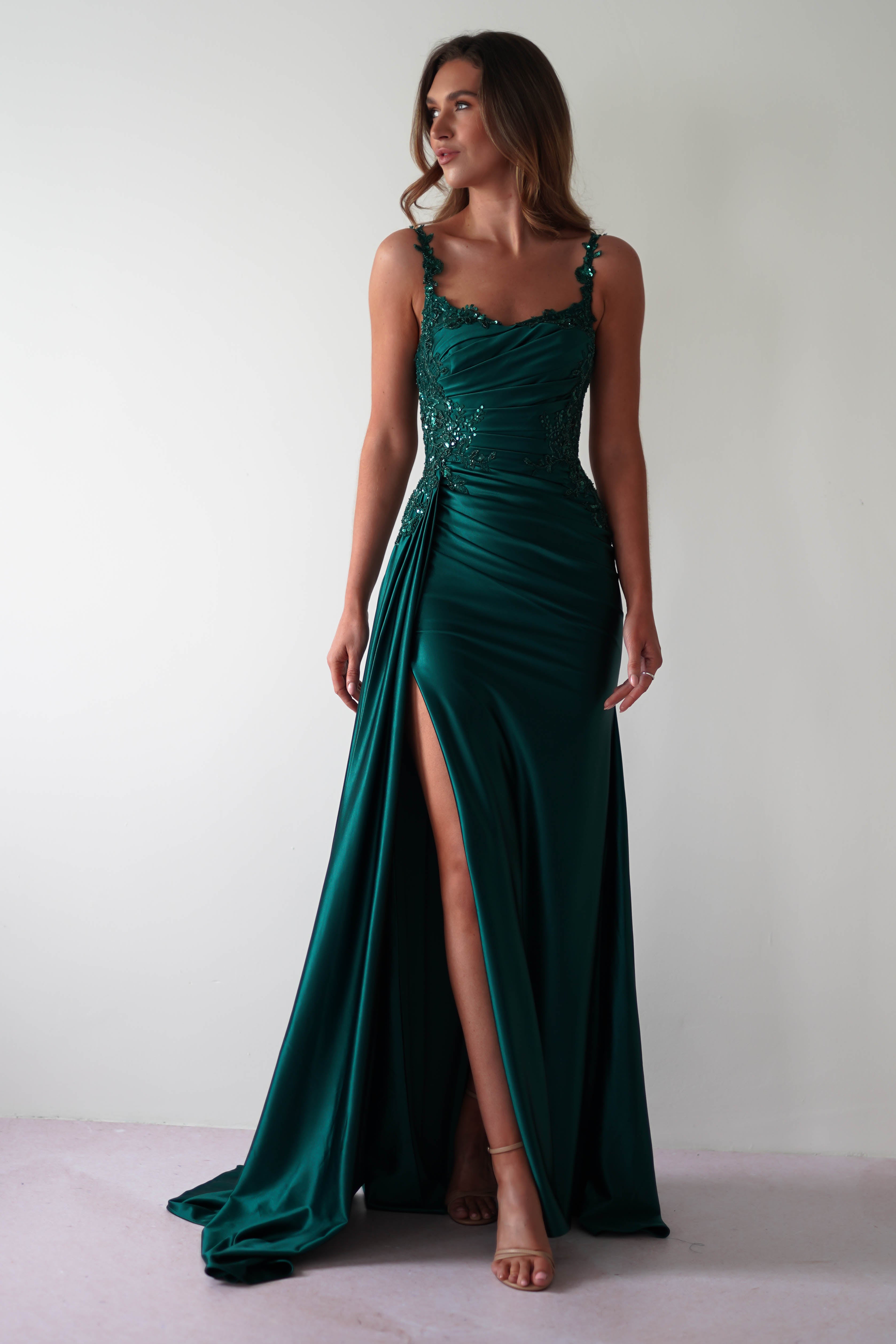 Elegant Satin Mermaid Spaghetti-Strap Lace-Appliqué Train Prom Dresses