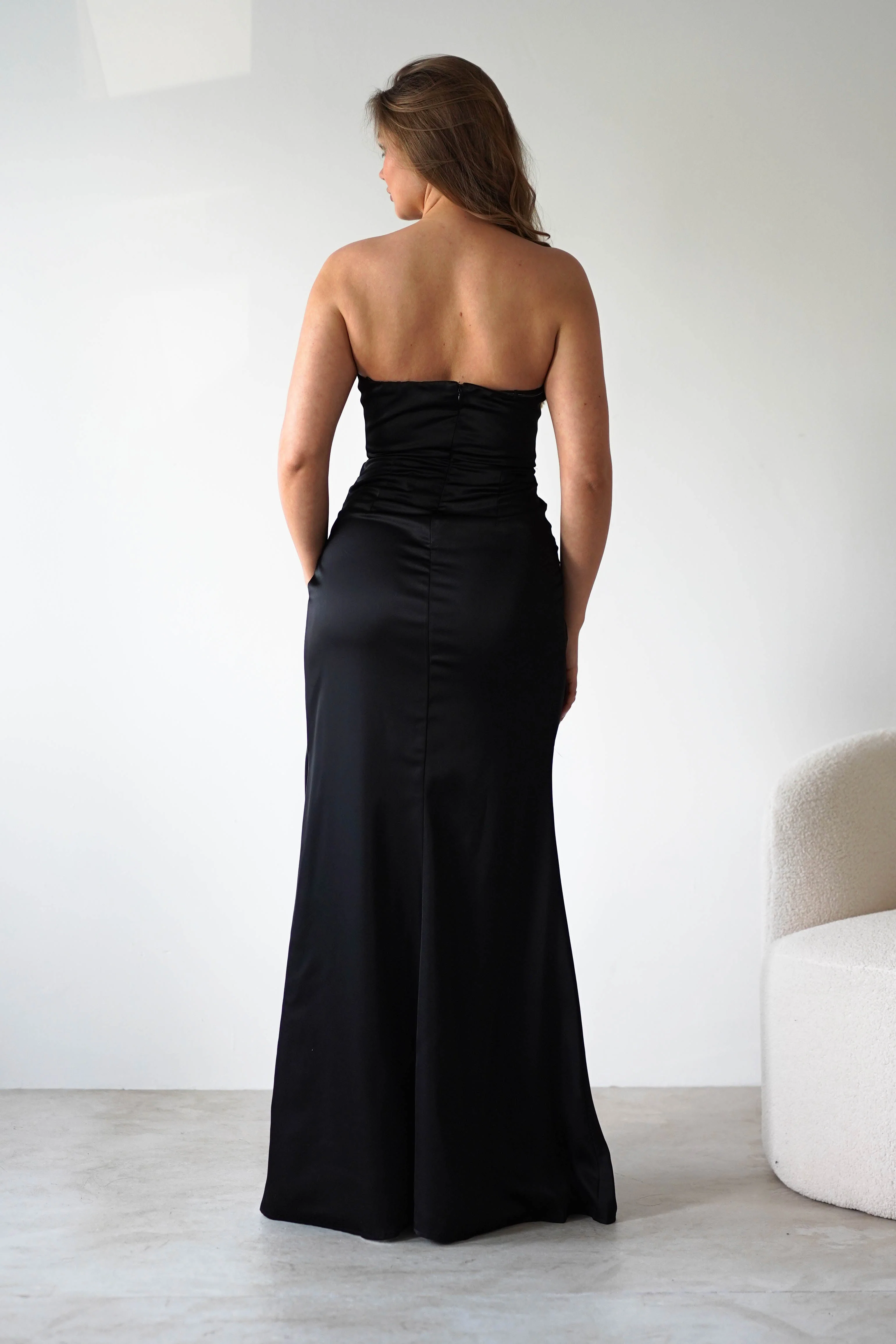 Elegant Satin Mermaid Strapless Cowl-Neck Ruched Prom Dresses