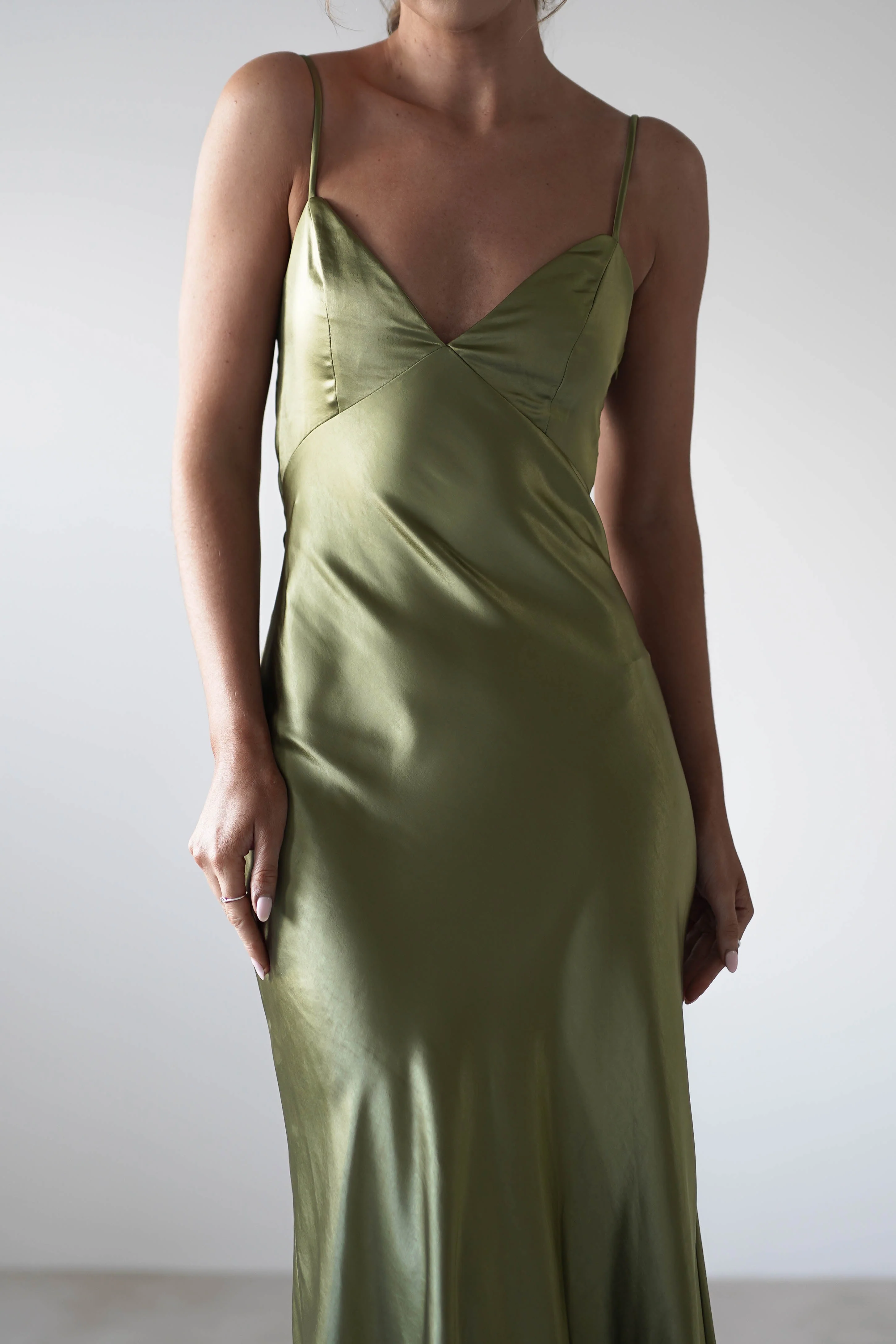 Elegant Satin Midi Spaghetti-Strap Open-Back Tie Prom Dresses