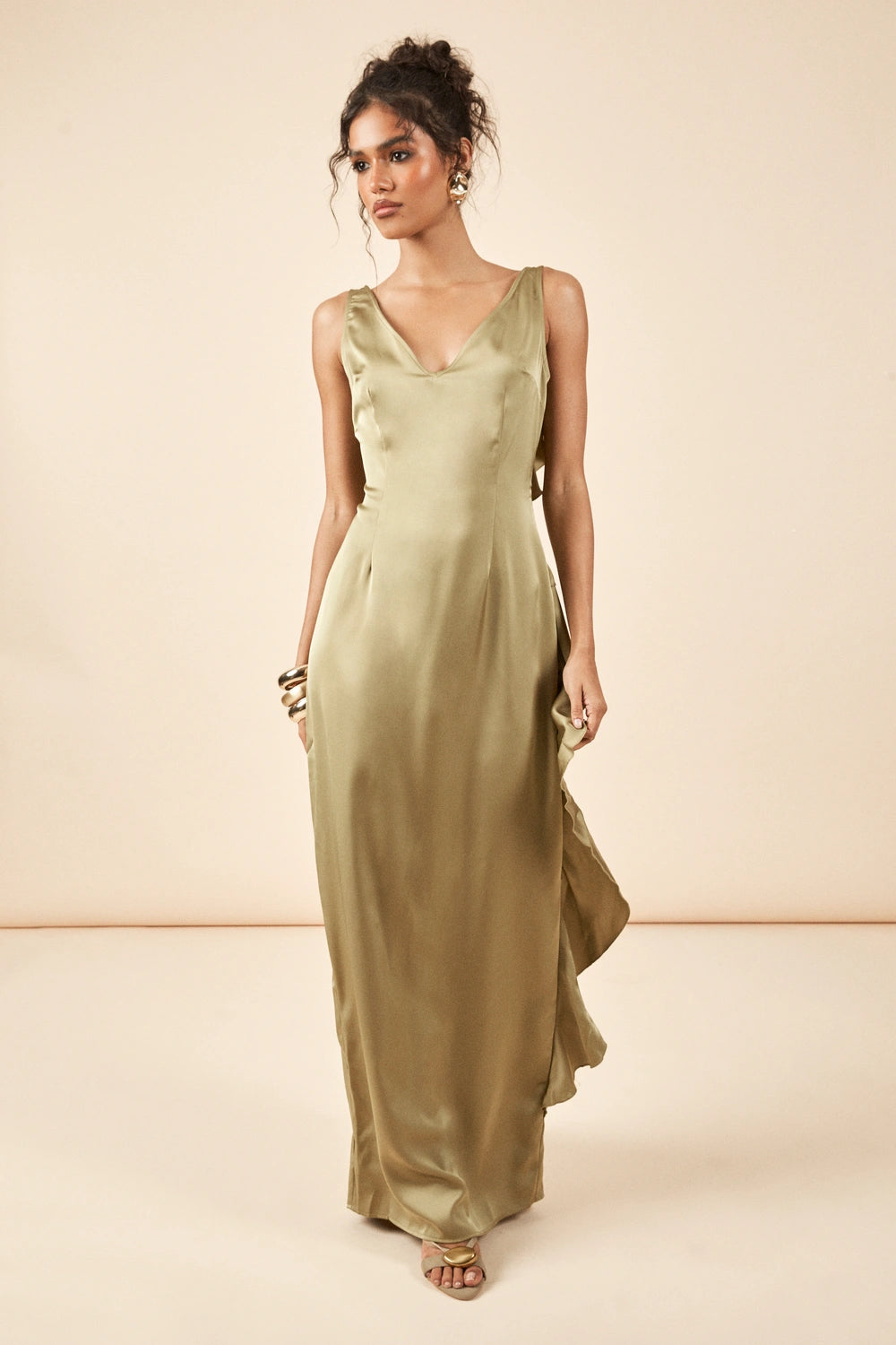 Elegant Satin Ruffle-Trim Low-Back Sleeveless Floor-Length Evening Gowns