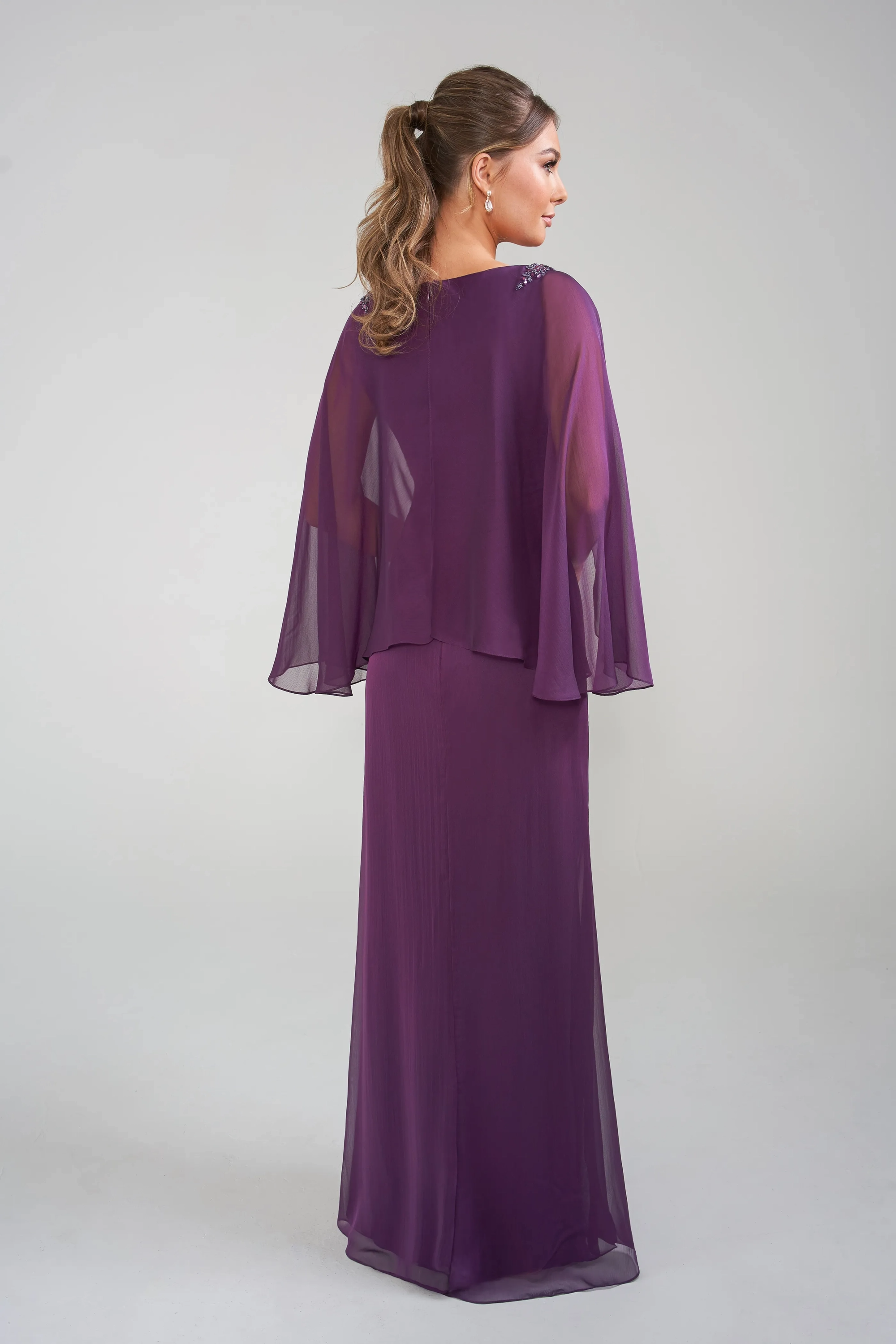 Elegant Sheath Boat-Neck Cape-Sleeve Straight-Back Floor-Length Mother of the Bride Dress