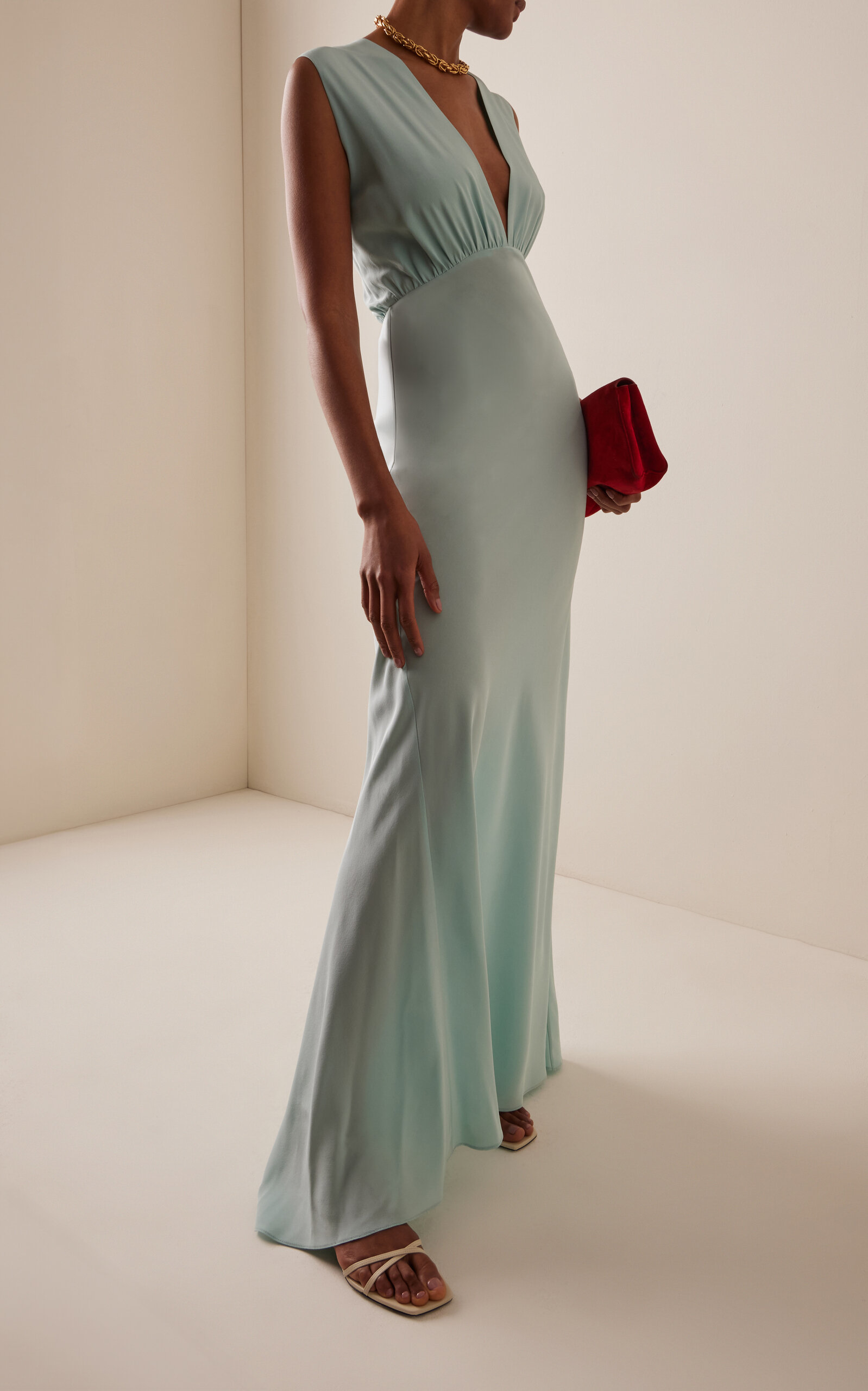Elegant Sophisticated Fitted Mermaid Deep V-Neck Sleeveless Open Back Maxi Formal Evening Dresses