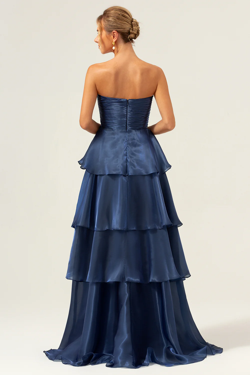 Elegant Strapless Tiered Satin Evening Dress with Ruched Bodice and Floor-Length Train