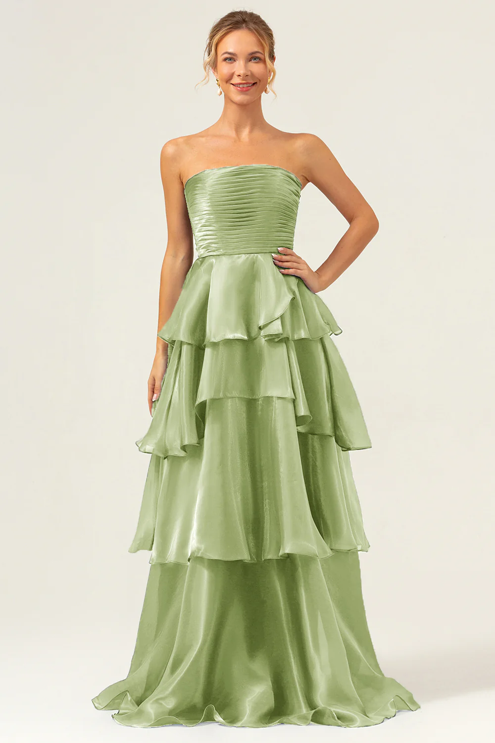 Elegant Strapless Tiered Satin Evening Dress with Ruched Bodice and Floor-Length Train