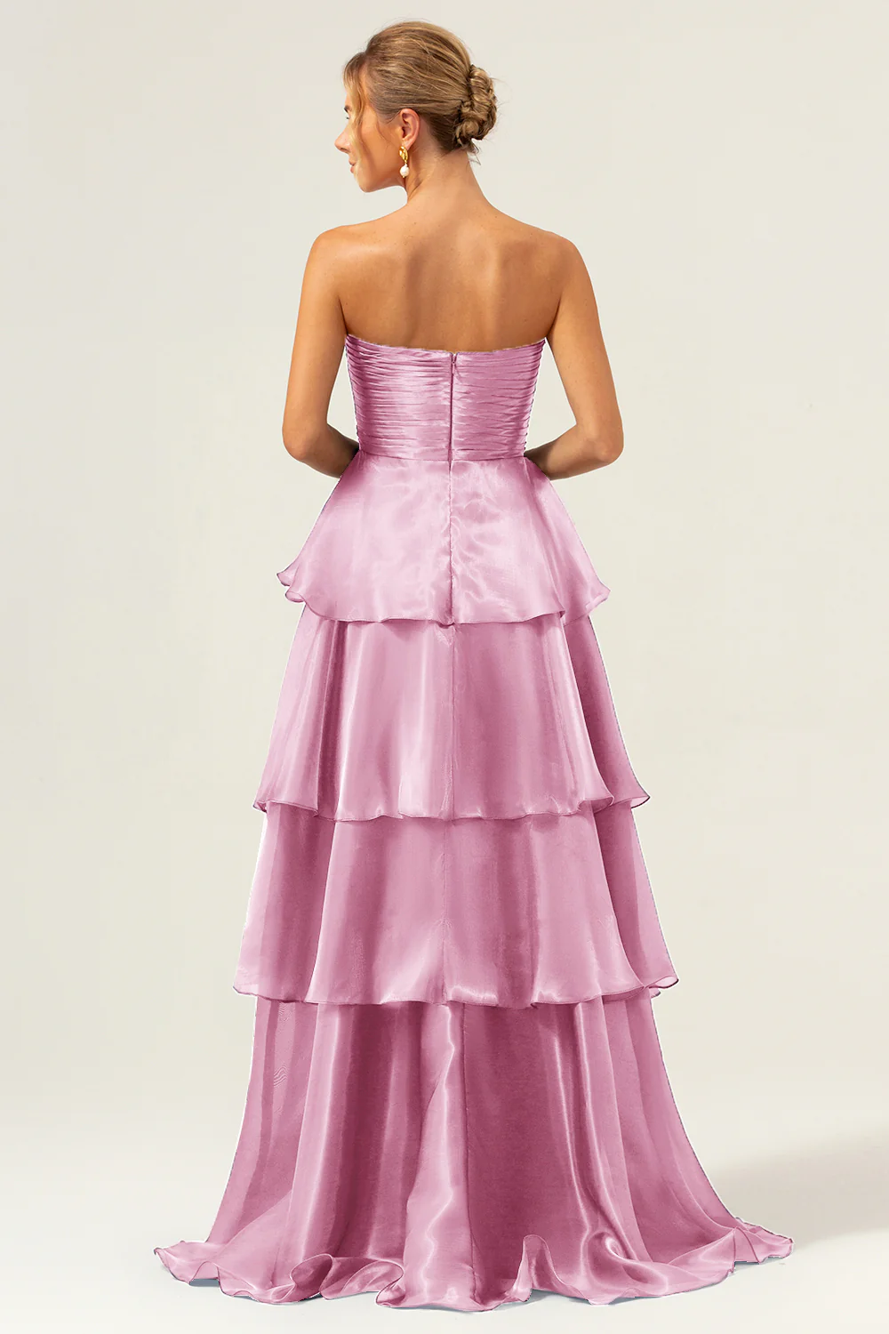 Elegant Strapless Tiered Satin Evening Dress with Ruched Bodice and Floor-Length Train
