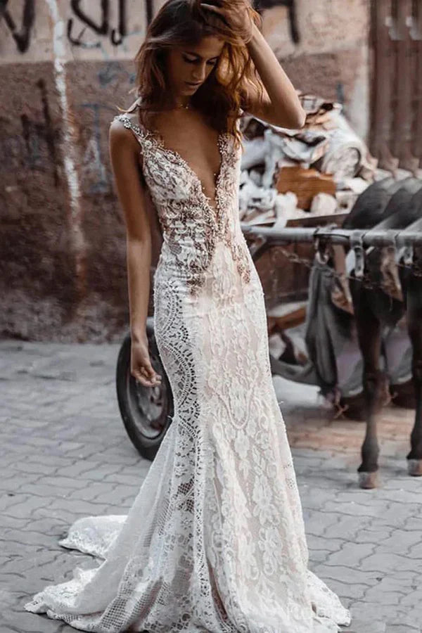 Elegant V-neck Sleeveless Mermaid Boho Long Wedding Dress
