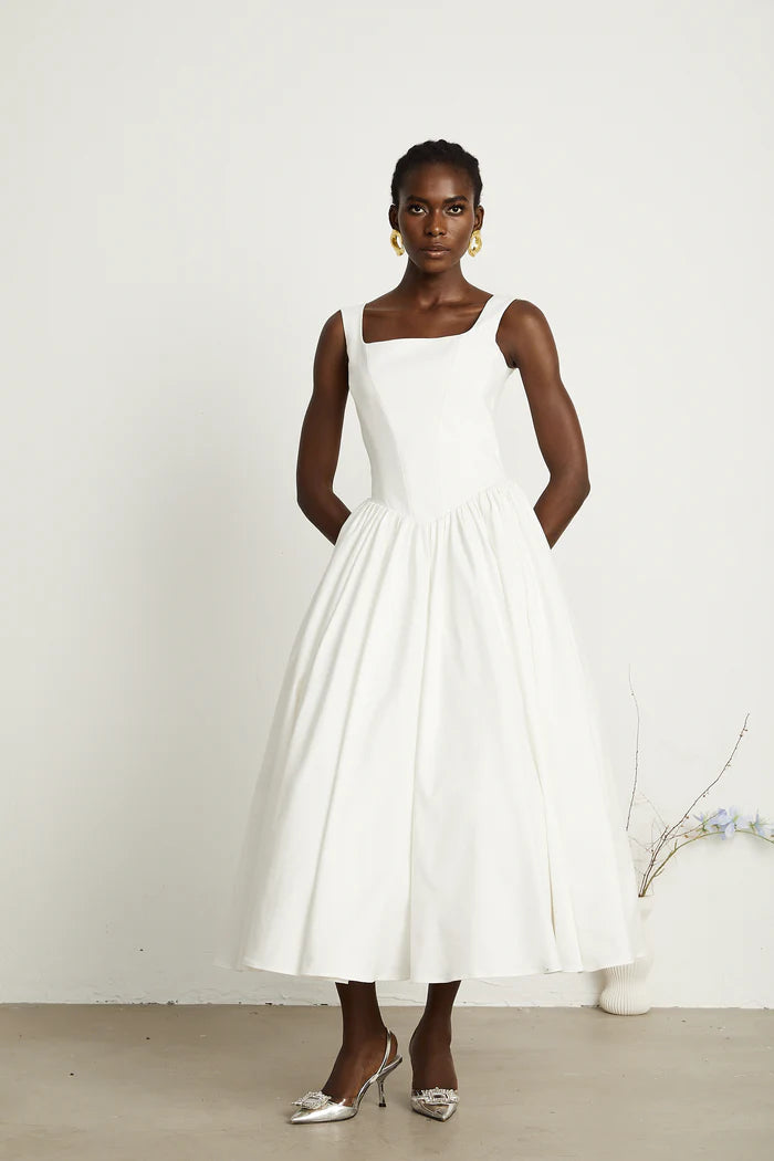 Elegant White ALine Square Neck Sleeveless Back Zip Tea Length Evening Dresses