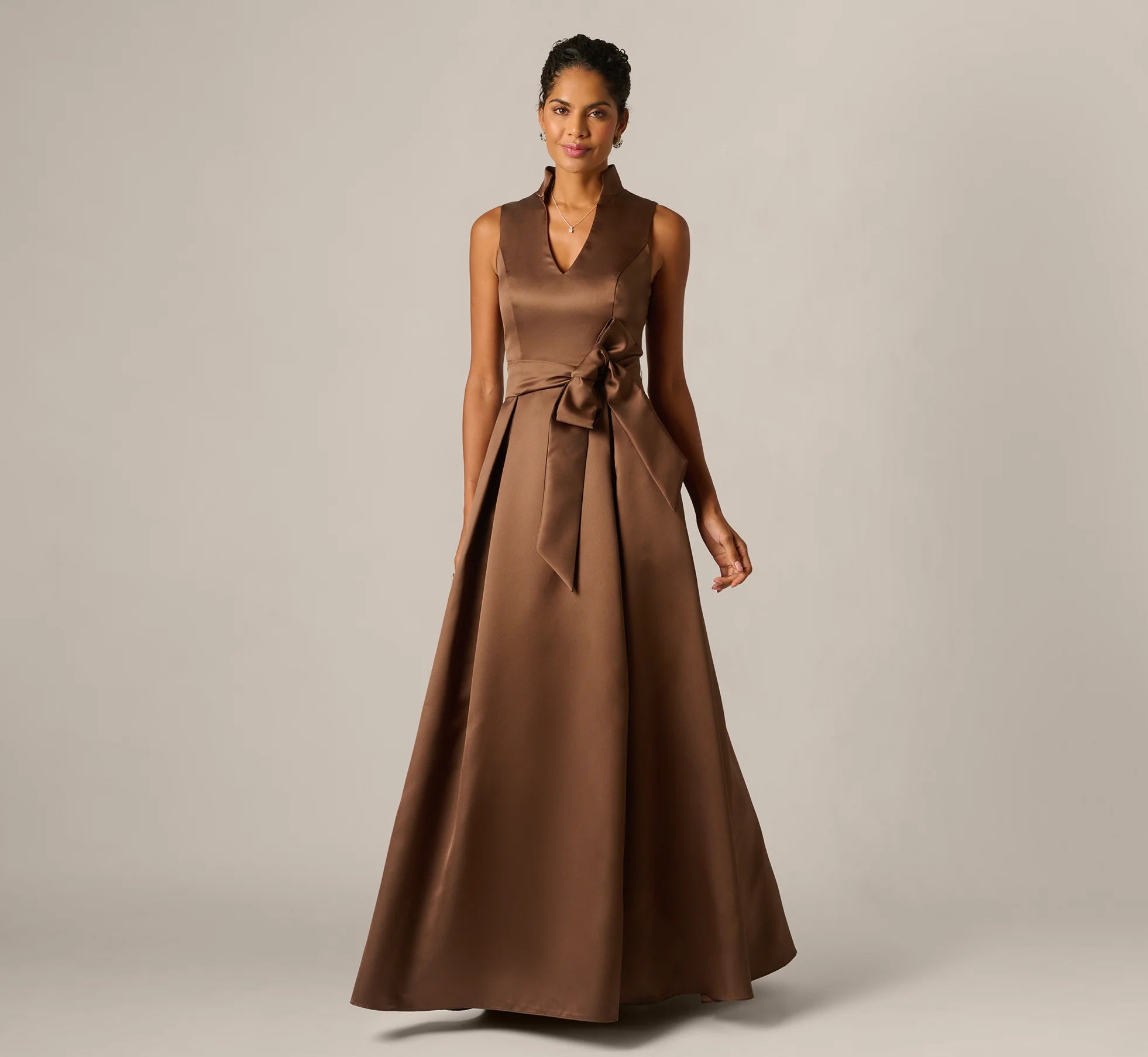 Elegant A-Line V-Neck Sleeveless High-Back Floor-Length Satin Mother of the Bride Dresses with Bow Belt and Pockets