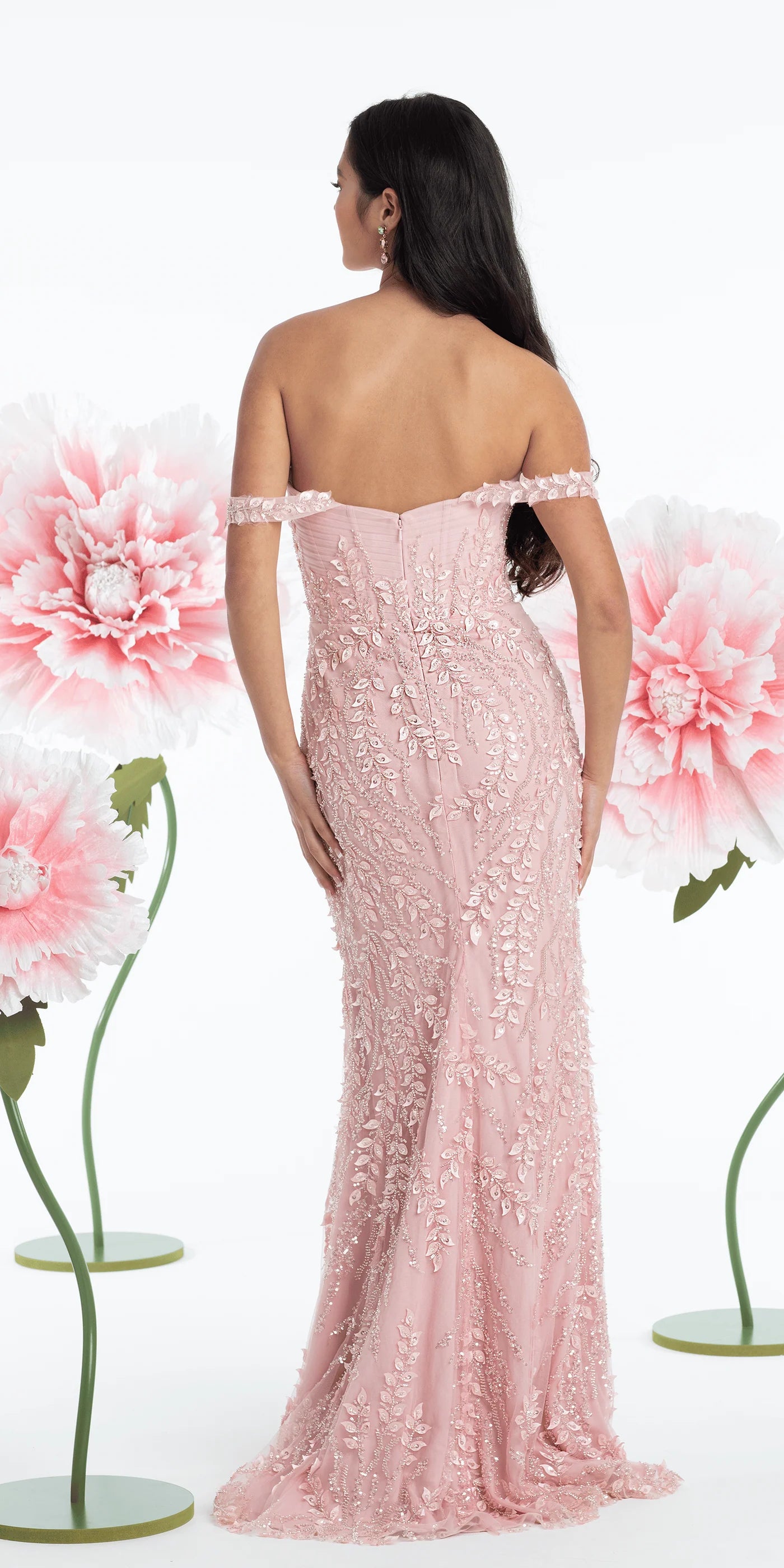 Elegant Beaded Tulle Mermaid Silhouette Off-the-Shoulder Floor-Length Prom Dress with Floral Applique for Formal Events