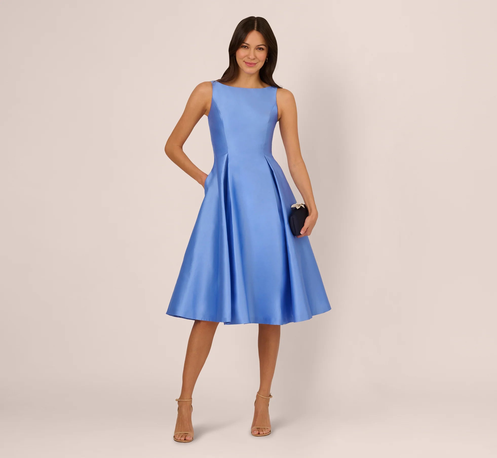Elegant Sheath Boat Neck Short Sleeves Zipper Back Knee-Length Mother of the Bride Dresses