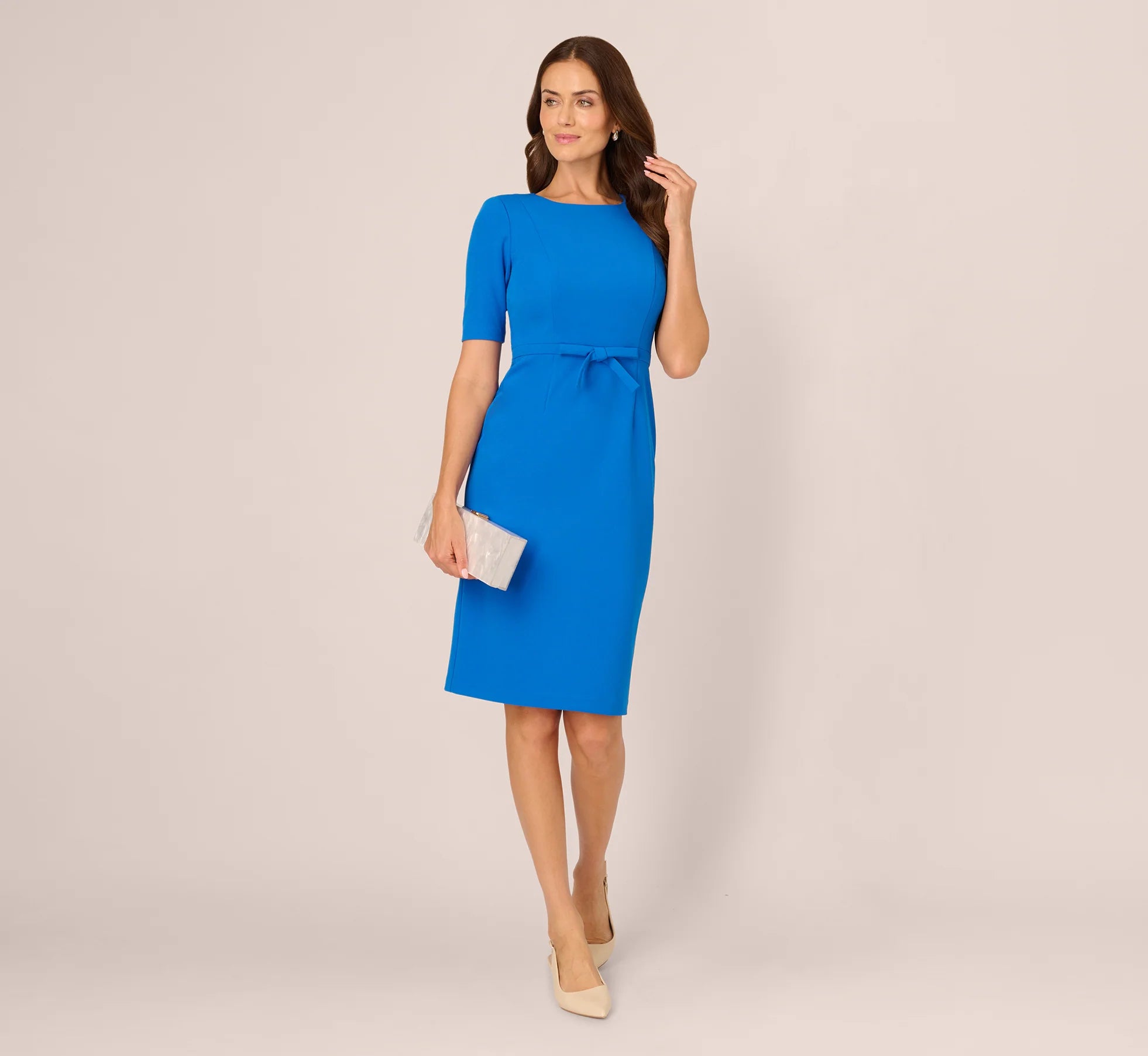 Elegant Sheath Boat Neck Short Sleeves Zipper Back Knee-Length Mother of the Bride Dresses