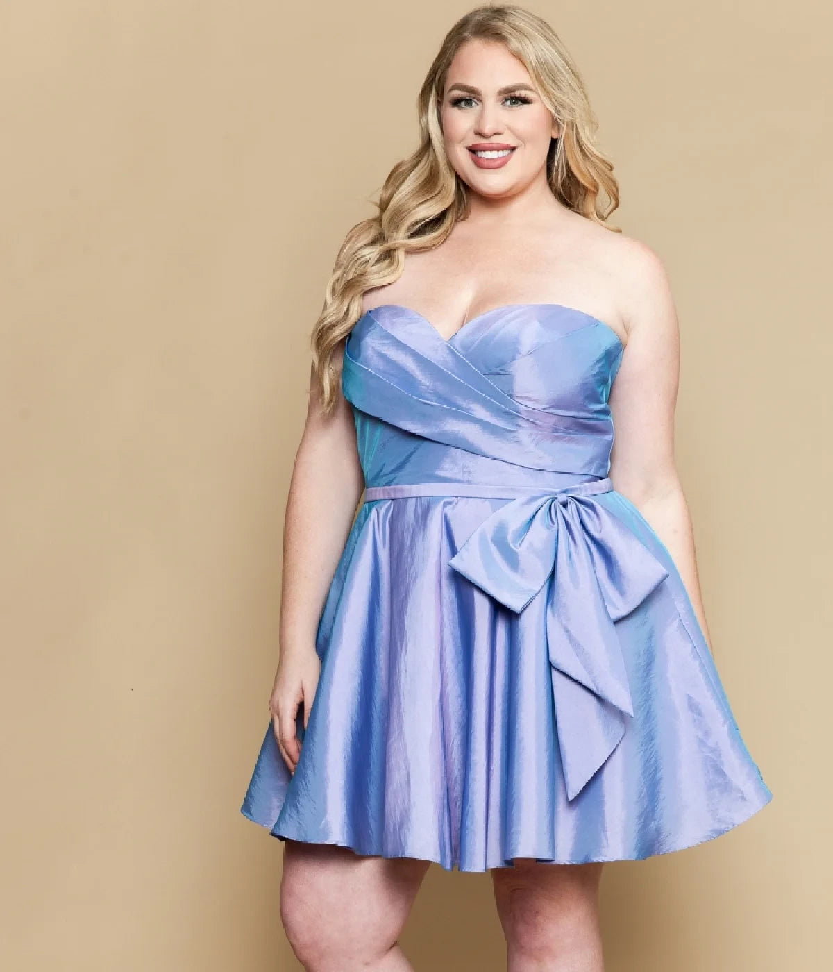 Elegant Shimmering Plus Size A-Line Sweetheart Strapless Sleeveless Lace-Up Back Short Homecoming Dresses