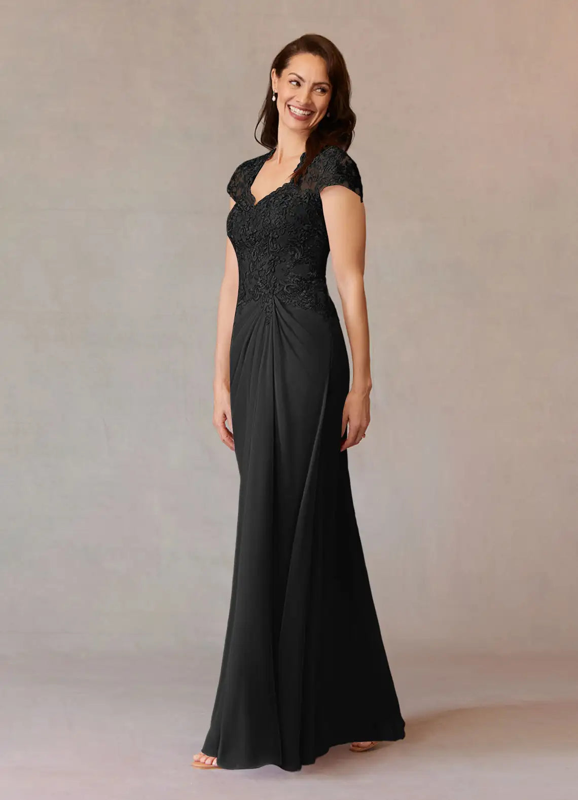 Elegant lace-and-chiffon V-neck cap-sleeve draped mermaid floor-length mother of the bride dress