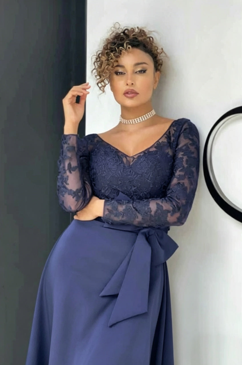 Elegant lace mermaid V-neck long sleeve bow waist floor-length evening dress