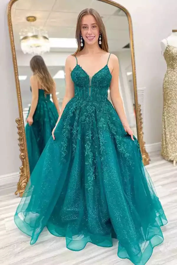 Enchanting Emerald Green Tulle Ball Gown with Lace Appliqué & Lace-Up Back