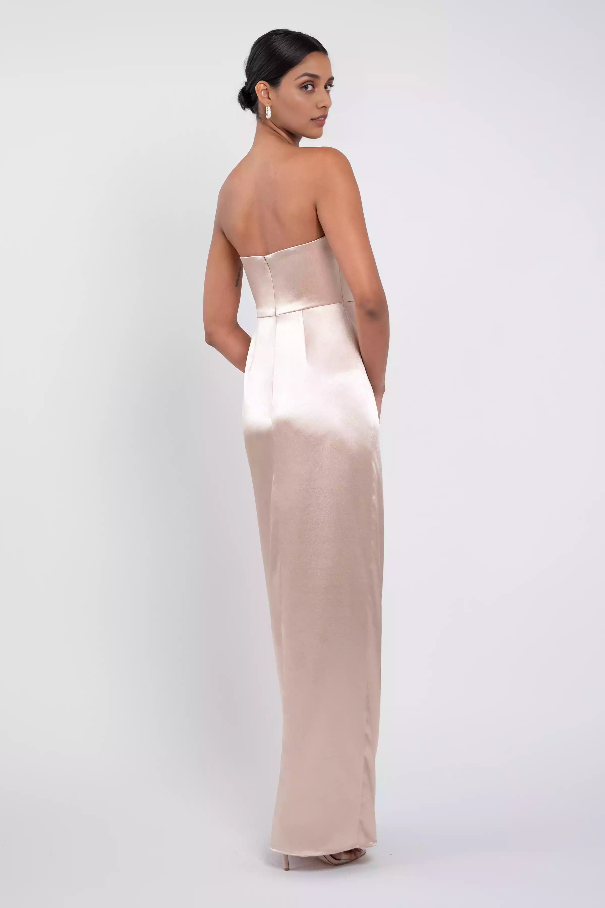 Fashionable and elegant tight corset with pleated slit skirt, strapless neckline, pleated slit, Bridesmaid Dresses