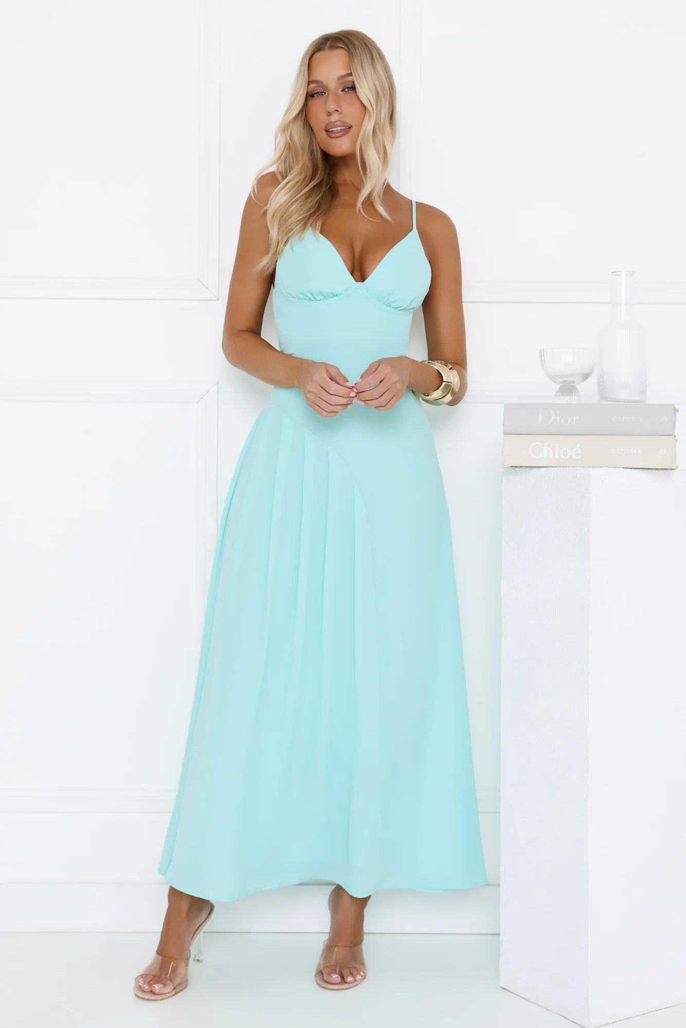 Flowy A-Line Plunging-Neck Spaghetti-Strap Backless Floor-Length Evening Dress