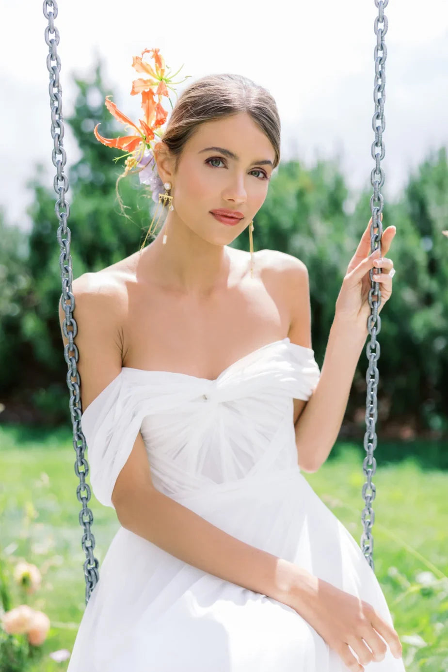 Flowy Beach Chiffon A-Line Off-Shoulder Sweetheart Draped Open Back Floor-Length Wedding Dresses