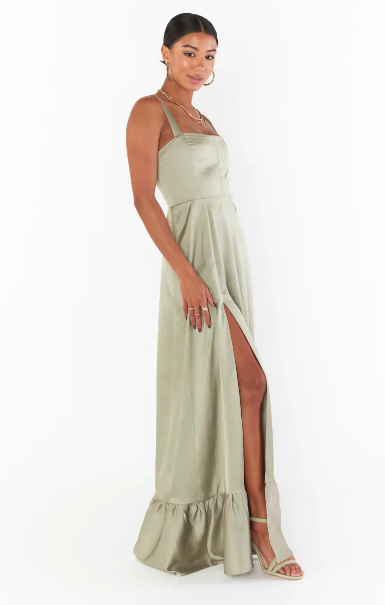 Flowy Satin A-Line Square Neck Sleeveless Lace-Up Back Floor-Length Bridesmaid Dresses