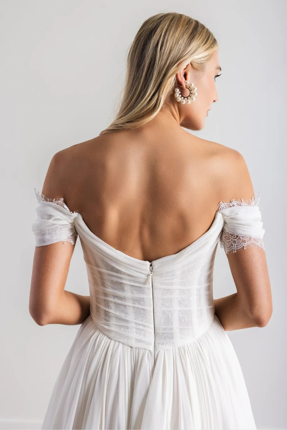 Flowy Simple Chiffon Lace A-Line Off-Shoulder Sweetheart Short Sleeve Open Back Floor-Length Wedding Dresses