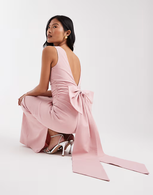 Form-Fitting Boat-Neck Sleeveless Bow-Back Floor-Length Bridesmaid Dress
