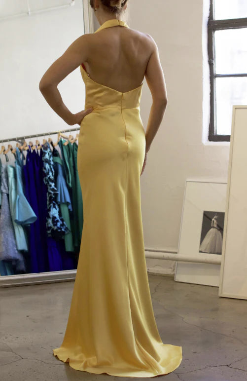 Form-Fitting Halter Neck V-Neck Open-Back Floor Length Mermaid Bridesmaid Dresses