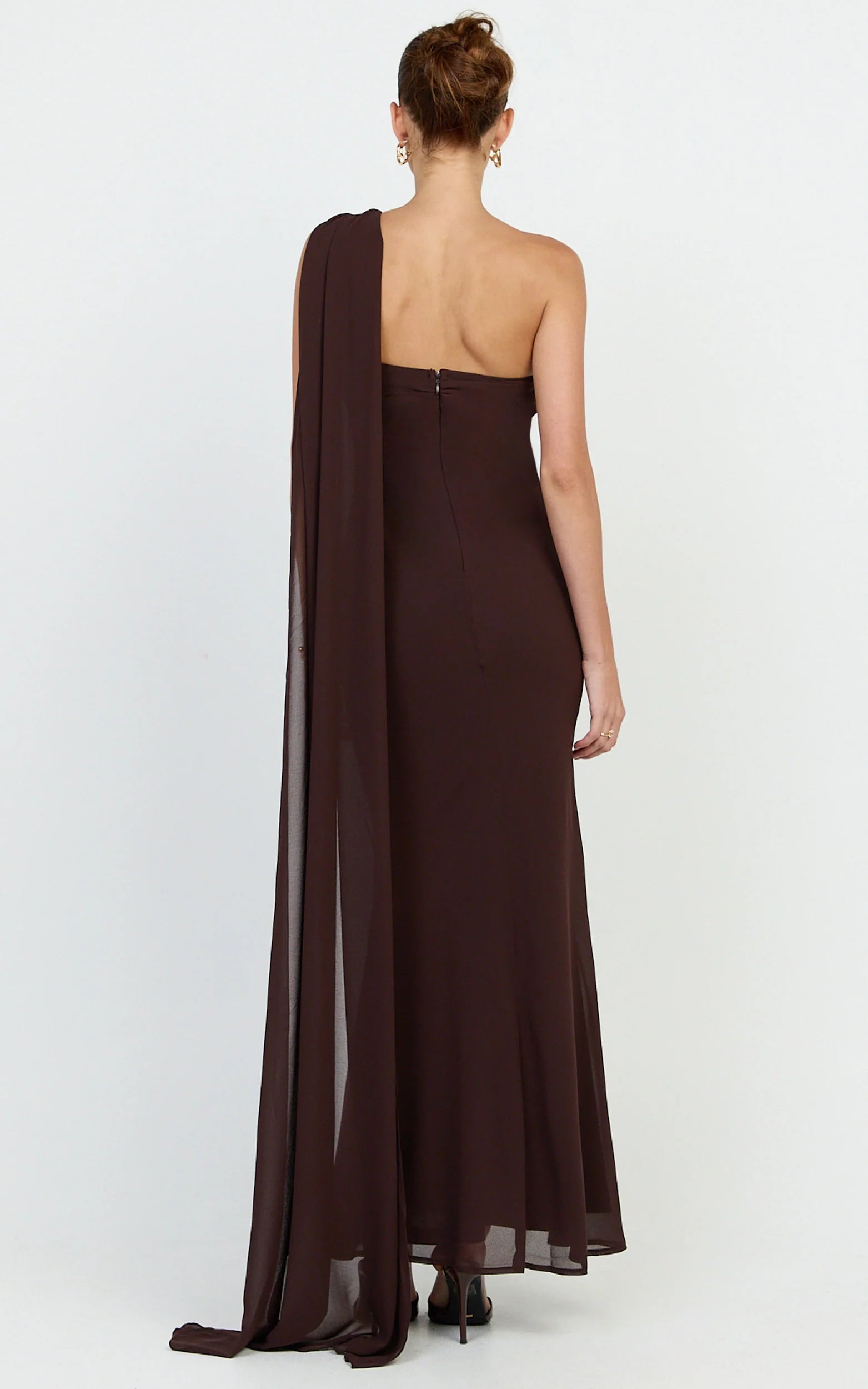 Form-Fitting Mermaid One-Shoulder Sleeveless Zipper-Back Floor-Length Drape Chocolate Evening Dress