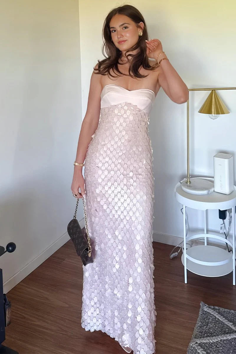 Glamorous Fitted Sheath Sweetheart Neck Sleeveless Open Back Floor-Length Prom Gown