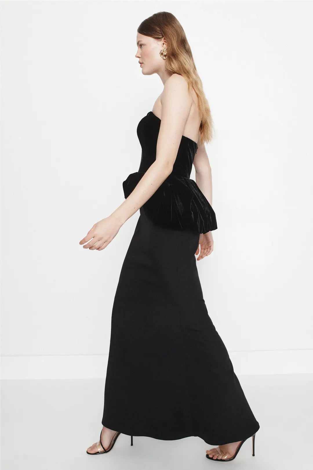 Glamorous Luxury Velvet Dramatic Peplum Mermaid Maxi Silhouette Strapless Sweetheart Neckline Sleeveless Invisible Zipper Back Closure Floor-Length Timeless Evening Dresses