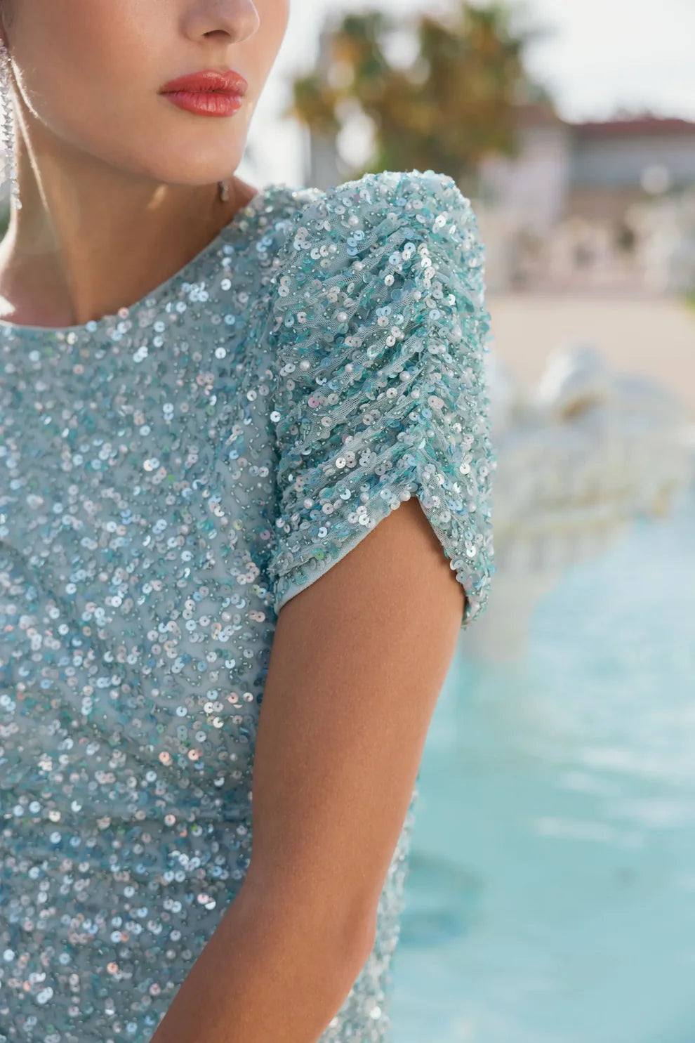 Glamorous Sequin Mermaid Gown Round Neck Puffed Short Sleeves Zipper Back Floor-Length Evening Dresses